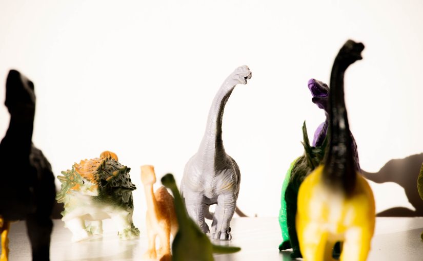 Giv dine børn lærerigt legetøj med dinoer